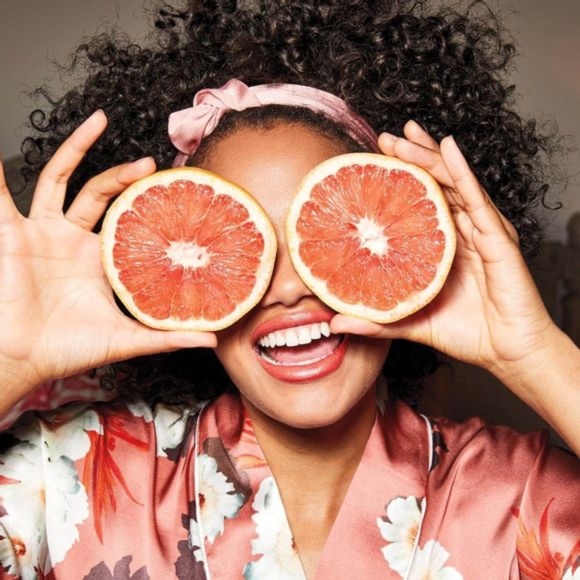 **AVON* Senses Sparkling Grapefruit & Orange Blossom Hand Soap Size 10.1 fl. oz - Picture 4 of 5